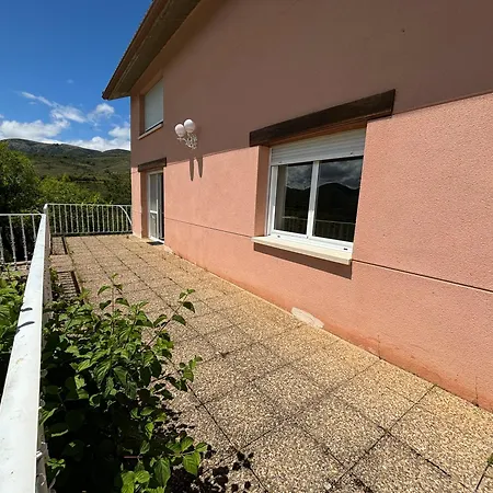 La Casa De Serafin Y Manoli Nestares