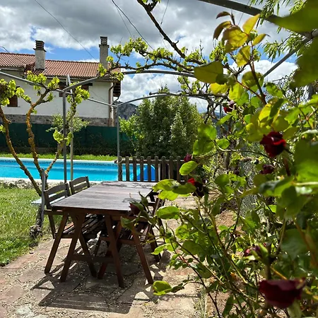 Holiday home La Casa De Serafin Y Manoli Nestares