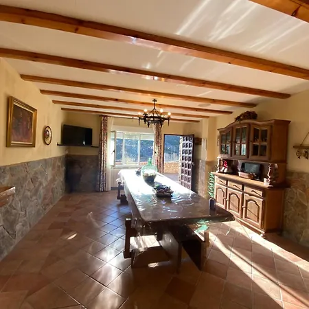 La Casa De Serafin Y Manoli Holiday home *
