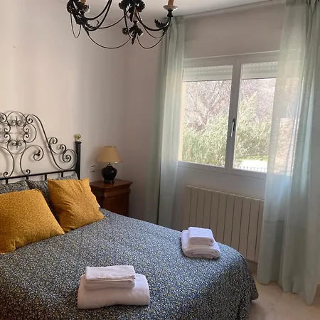 La Casa De Serafin Y Manoli